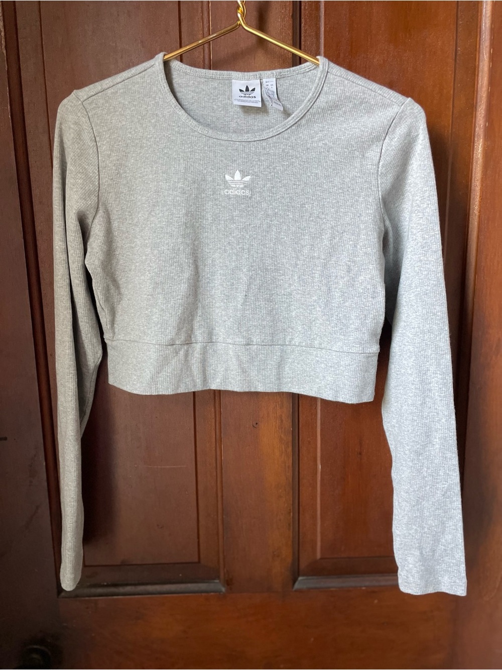 adidas women's large long sleeve gray cropped top